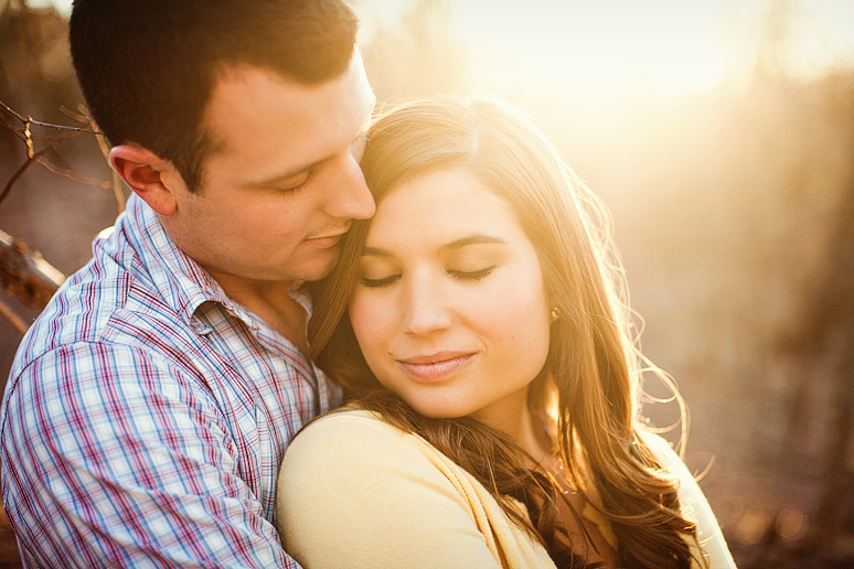 sweet engagement portraits with beautiful light by Dallas wedding photographer Allison Davis Photography