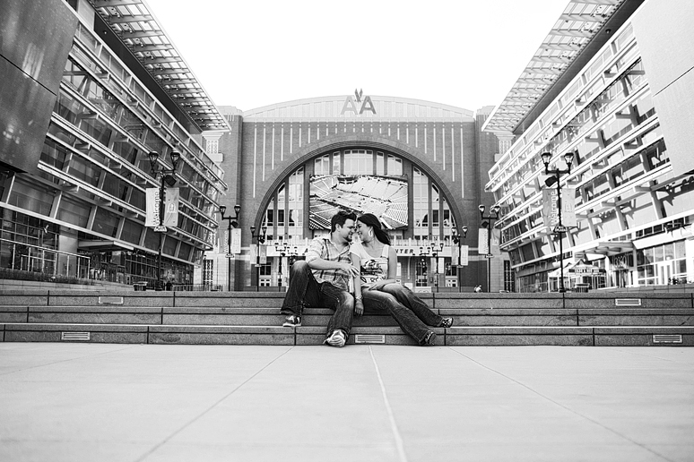 cute engagement portrait ideas near victory park in downtown dallas by dallas wedding photographer Allison Davis Photography