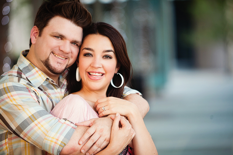 engagement portraits near victory park in downtown dallas by dallas wedding photographer Allison Davis Photography
