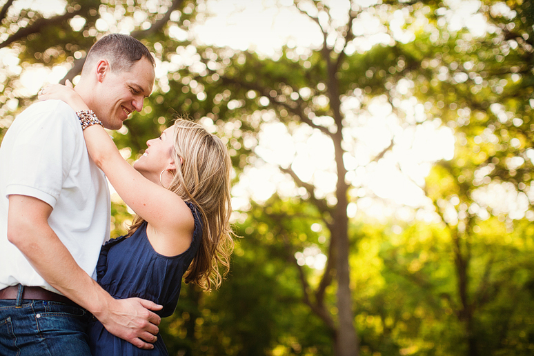 Romantic engagement portraits at Prairie Creek Park by Richardson wedding photographer Allison Davis Photography
