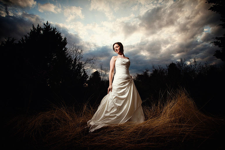Allison Davis Photography bridal portraits a white rock lake with off camera lighting atop a hill