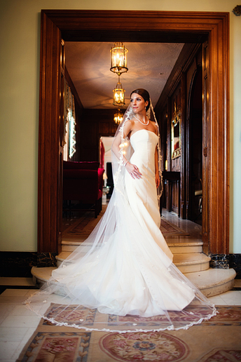 bridal portraits photographed at the Penthouse Suite at the Stoneleigh Hotel in downtown Dallas by Frisco wedding photographer Allison Davis Photography