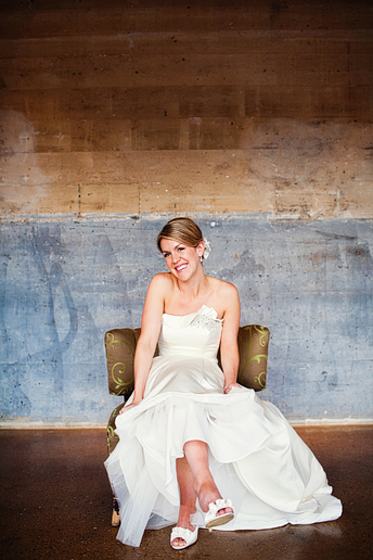 Fun Bridal portraits at the Hickory Street Annex by Dallas wedding 