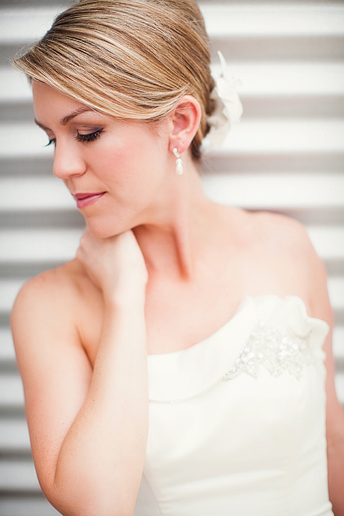 Romantic Bridal portraits at the Hickory Street Annex by Dallas wedding photographer Allison Davis Photography