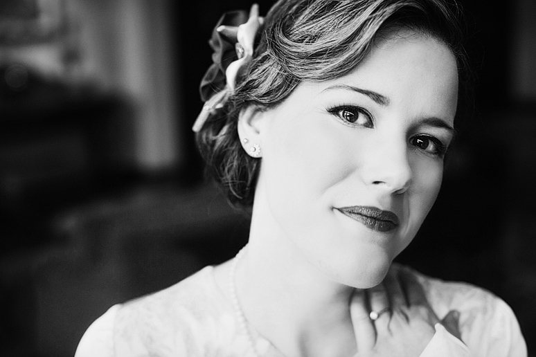 bridal portraits at the Westin Stonebriar Hotel in Frisco by Allison Davis Photography