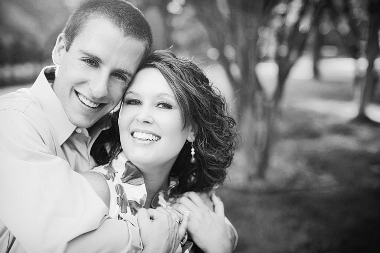 sweet and romantic engagement portraits by Dallas wedding photographer Allison Davis at Lakeside Park