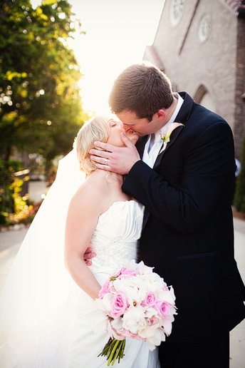 romantic and beautiful bride and groom portraits by Allison Davis Photography at Aristide in Mansfield