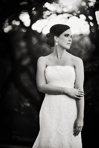elegant and stunning bridal portrait at Park Cities Baptist church by Dallas wedding photographer Allison Davis Photography