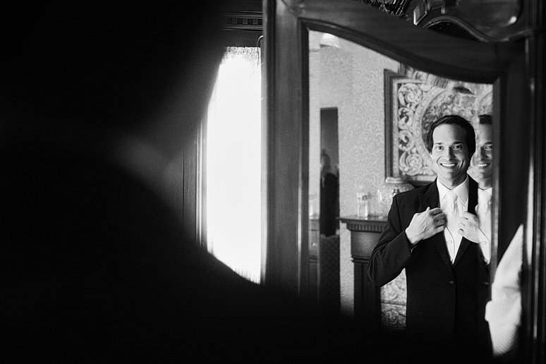 photographs of the groom getting ready at the Maple Manor Hotel