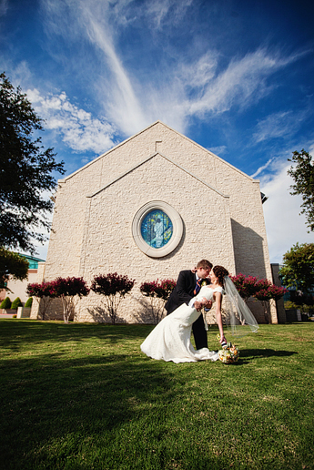wedding photographs at Prestonwood baptist Church by Dallas wedding photography Allison Davis Photography