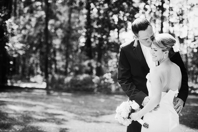 romantic wedding day portraits of the bride and groom by Plano wedding photographer Allison Davis Photography