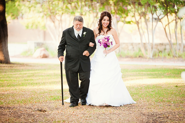 dallas wedding photographer outdoor wedding photography at a Dallas country club