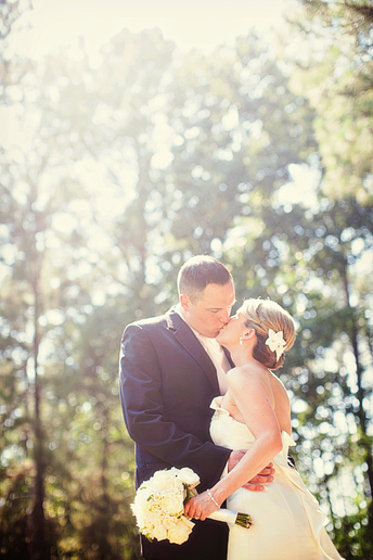 romantic wedding day portraits of the bride and groom by North Texas wedding photographer Allison Davis Photography