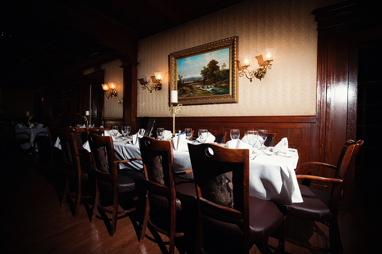 Dallas wedding day detail photographs of the Maple Manor Hotel Dining Room
