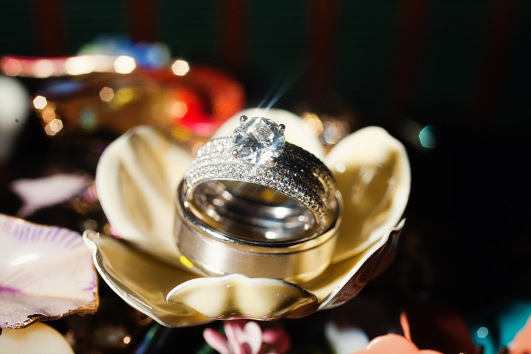 photographs of wedding day details of the wedding rings