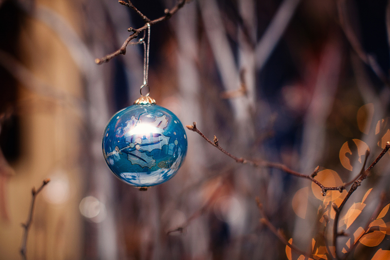 winter wedding guest favors