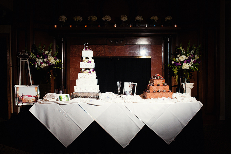 wedding cake table at wedding reception at canyon creek country club in richardson texas