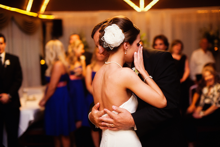 father daughter wedding reception dance at the Maple Manor Hotel in downtown dallas by Plano wedding photographer Allison Davis