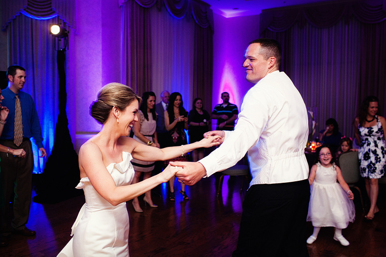 bride and groom dancing at their wedding reception at a country club photographed by Dallas wedding photographer Allison Davis Photography