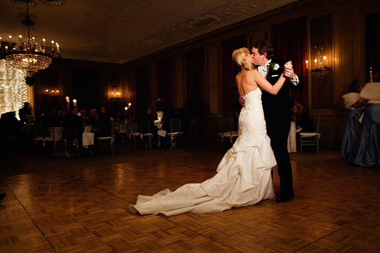 103_097_Holly&Kent_Wedding_byAllisonDavisPhotography_HighResolution_-1043