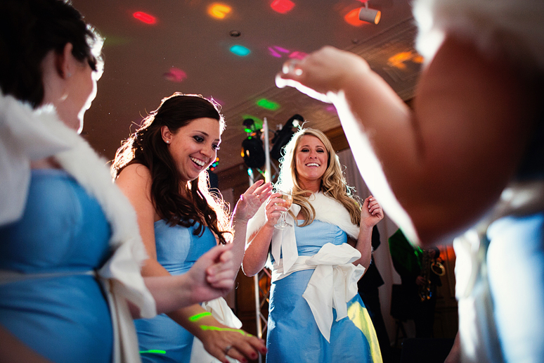 bridesmaids dancing at the fort worth club