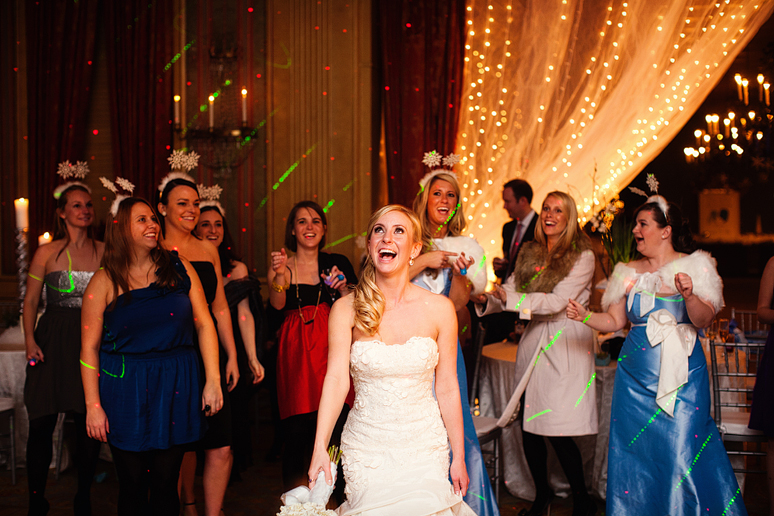 bouquet toss at a wedding reception at the fort worth club