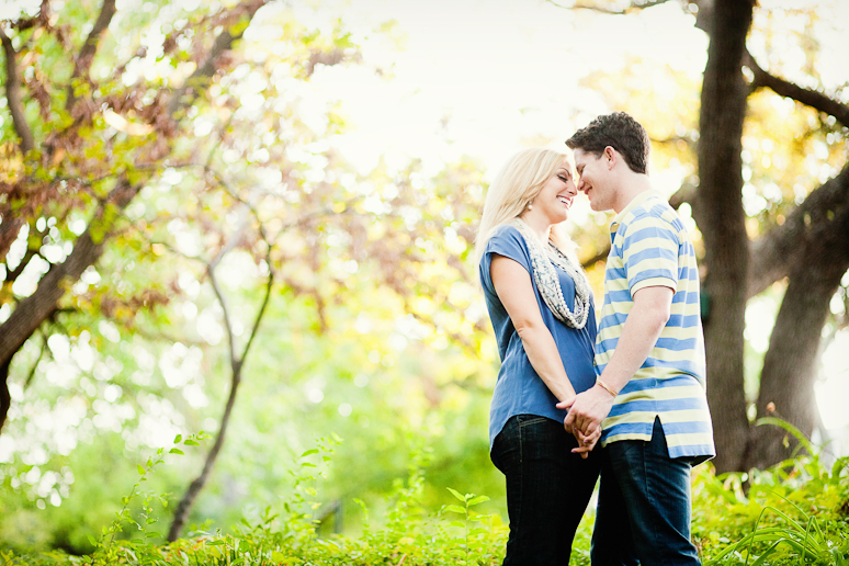 Alyssa&Tyler_Wedding_at_Hickory_street_Annex_The_Heights_Baptist_Church_AllisonDavisPhotography_009