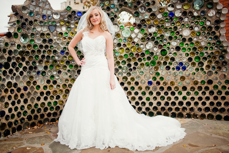 Alyssa&Tyler_Wedding_at_Hickory_street_Annex_The_Heights_Baptist_Church_AllisonDavisPhotography_015