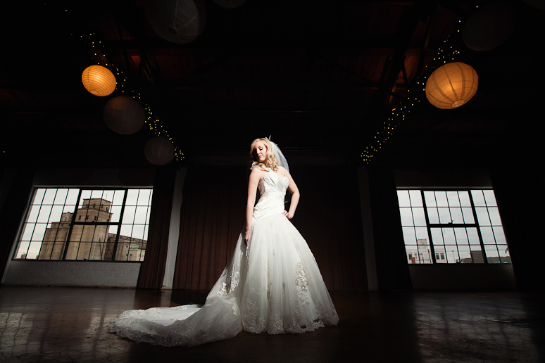 Alyssa&Tyler_Wedding_at_Hickory_street_Annex_The_Heights_Baptist_Church_AllisonDavisPhotography_017
