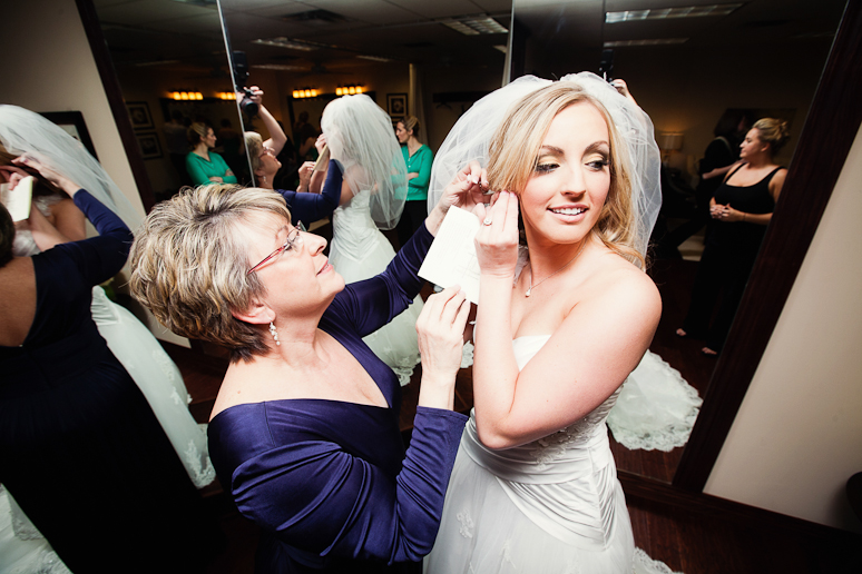 Alyssa&Tyler_Wedding_at_Hickory_street_Annex_The_Heights_Baptist_Church_AllisonDavisPhotography_027