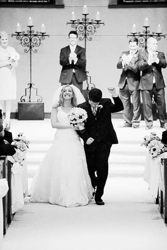 Alyssa&Tyler_Wedding_at_Hickory_street_Annex_The_Heights_Baptist_Church_AllisonDavisPhotography_051