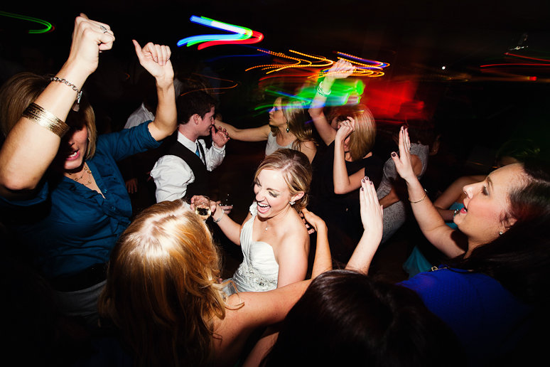 Alyssa&Tyler_Wedding_at_Hickory_street_Annex_The_Heights_Baptist_Church_AllisonDavisPhotography_075