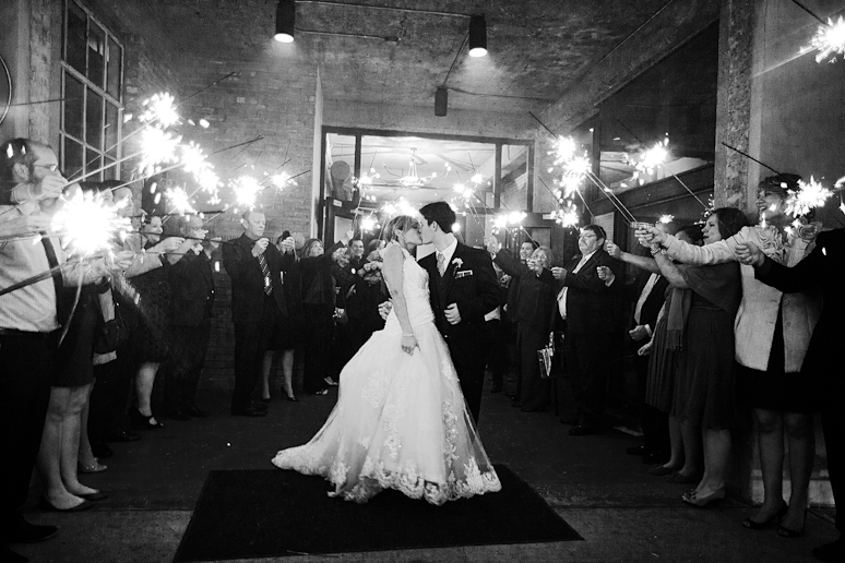 Alyssa&Tyler_Wedding_at_Hickory_street_Annex_The_Heights_Baptist_Church_AllisonDavisPhotography_079