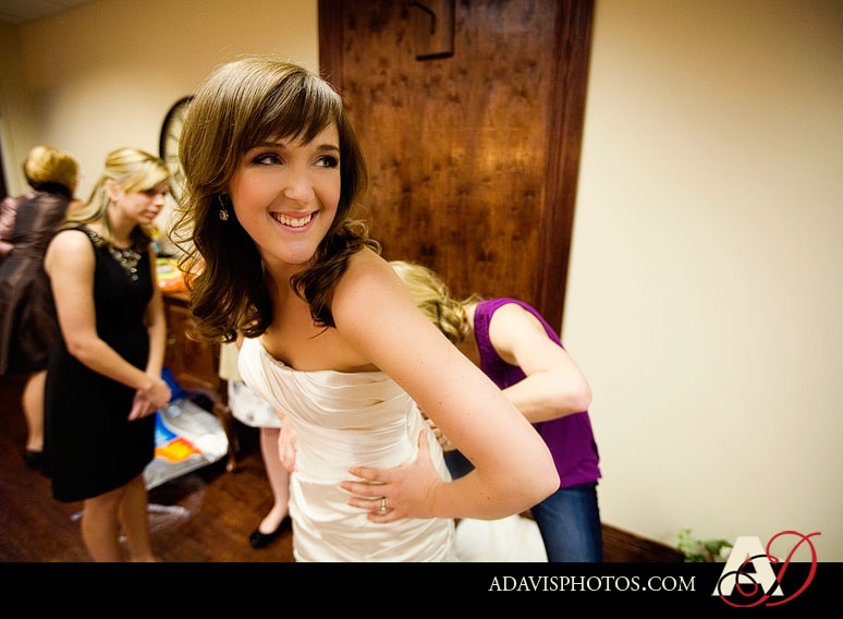 North Texas Wedding at The Heights Baptist Church in Richardson by Dallas Wedding Photographer Allison Davis Photography