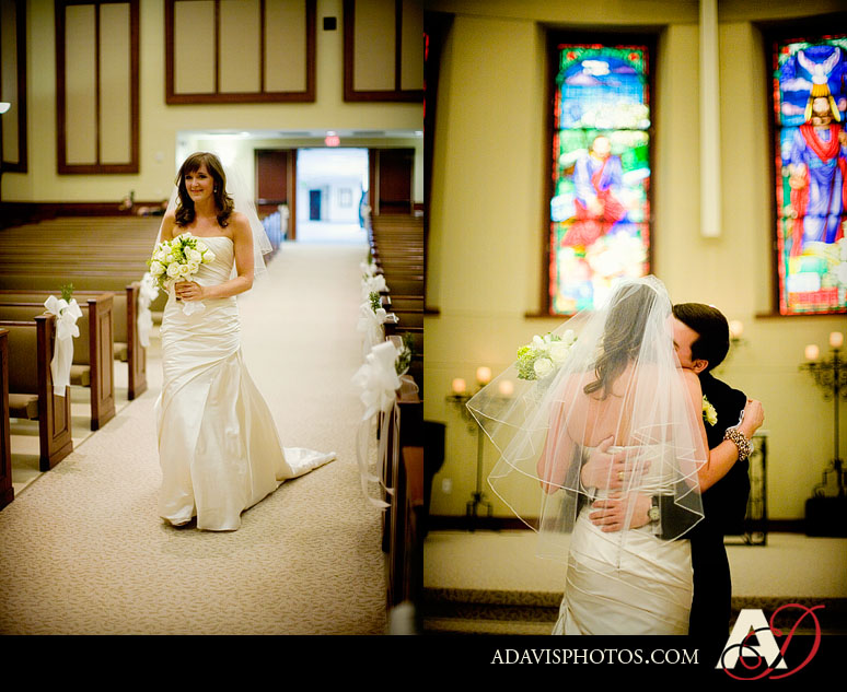 North Texas Wedding at The Heights Baptist Church in Richardson by Dallas Texas Wedding Photographer Allison Davis Photography