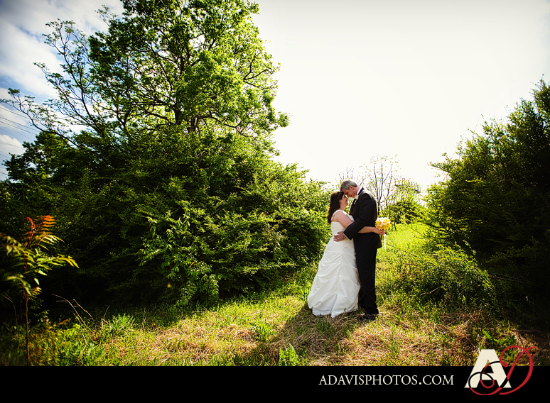 Romantic Couple Wedding Photographs by Dallas Wedding Photographer Allison Davis Photography