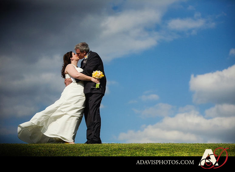 Romantic Couple Wedding Photographs by Dallas Texas Wedding Photographer Allison Davis Photography