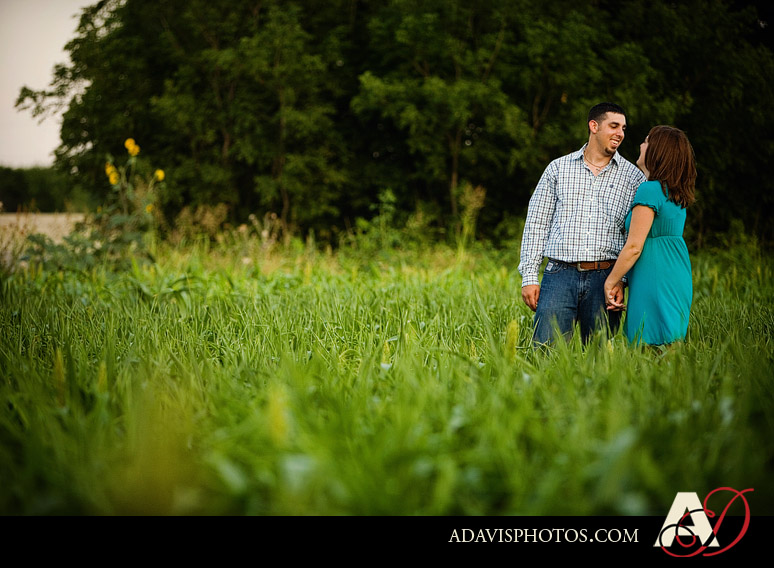 Romantic and modern country engagement portraits by Plano Texas wedding photographer Allison Davis Photography