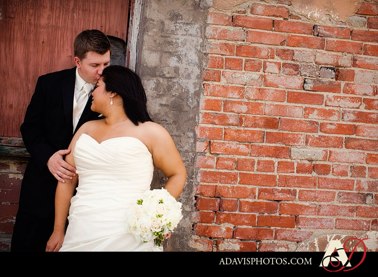 Romantic and Modern Dallas Bride & Groom Day After Portrait session in Prosper Texas by Dallas Wedding Photographer Allison Davis photography