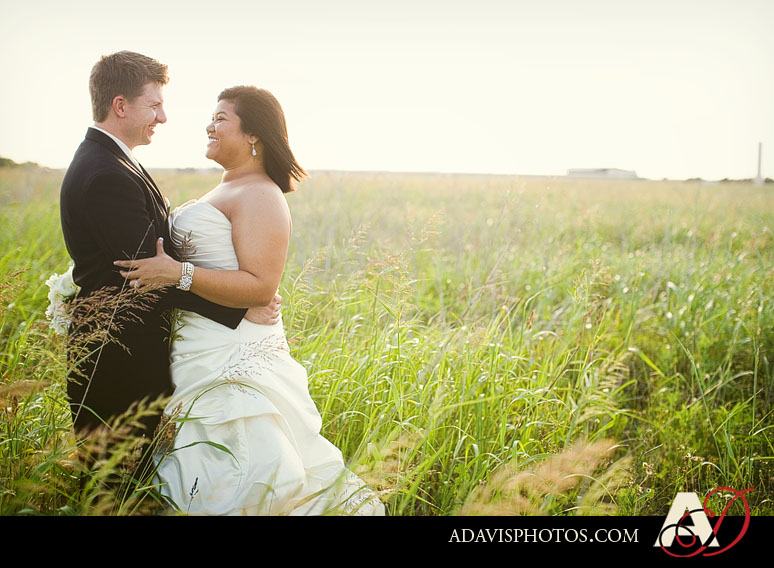 Romantic and Modern Dallas Bride & Groom Day After Portrait session in Prosper Texas by Dallas Wedding Photographer Allison Davis photography