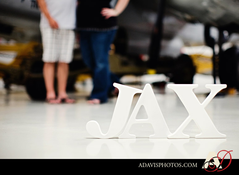 Dallas Maternity Portraits by Frisco wedding photographer Allison Davis Photography