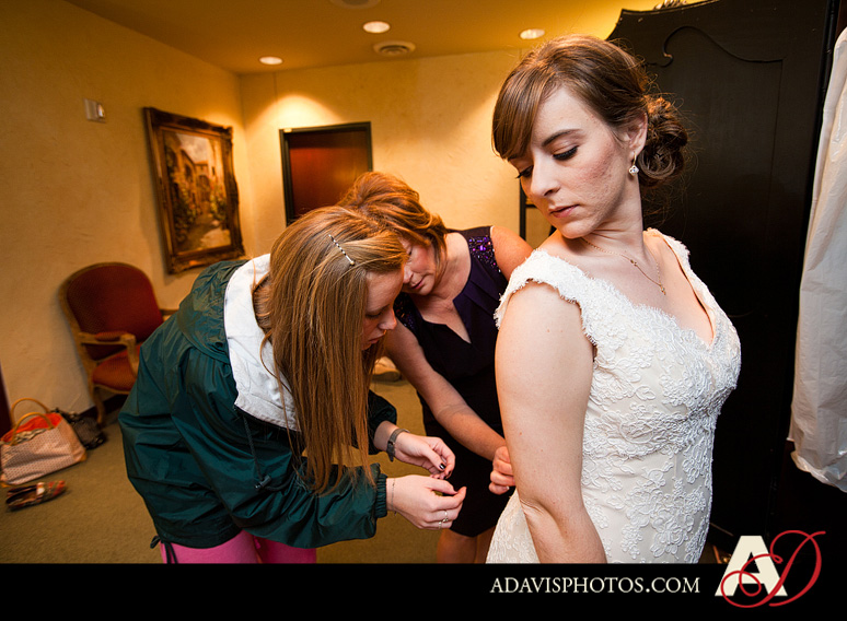 Stephanie&Luis_Wedding_Ceremony_at_Prestonwood_Baptist_Church_by_Dallas_Wedding_Photographer_Allison_Davis_Photography_006