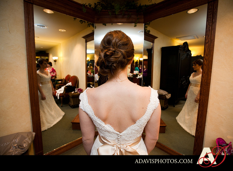 Stephanie&Luis_Wedding_Ceremony_at_Prestonwood_Baptist_Church_by_Dallas_Wedding_Photographer_Allison_Davis_Photography_008