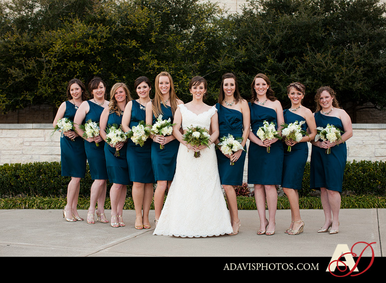 Stephanie&Luis_Wedding_Ceremony_at_Prestonwood_Baptist_Church_by_Dallas_Wedding_Photographer_Allison_Davis_Photography_015
