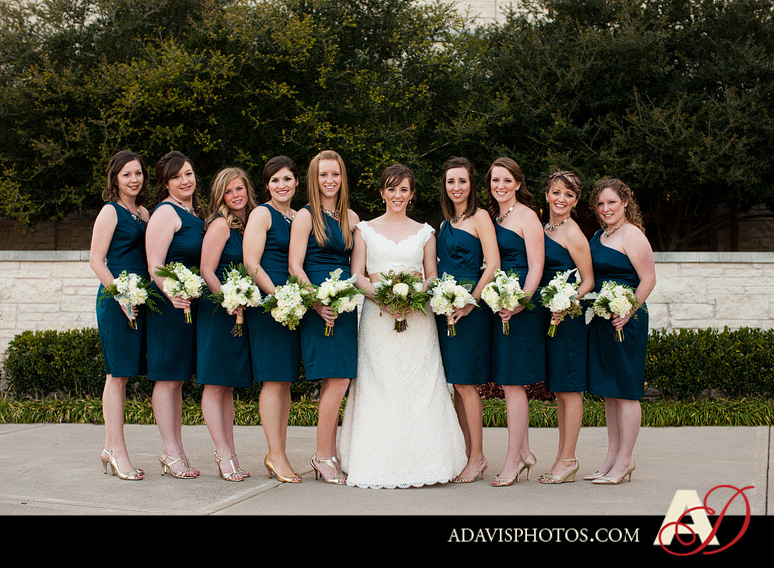 Stephanie&Luis_Wedding_Ceremony_at_Prestonwood_Baptist_Church_by_Dallas_Wedding_Photographer_Allison_Davis_Photography_016