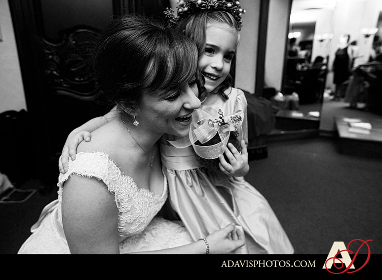 Stephanie&Luis_Wedding_Ceremony_at_Prestonwood_Baptist_Church_by_Dallas_Wedding_Photographer_Allison_Davis_Photography_021