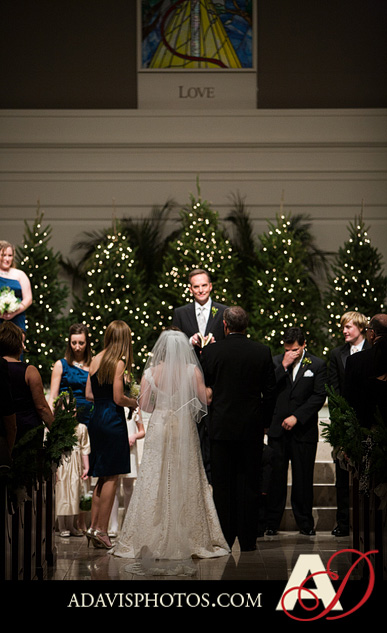 Stephanie&Luis_Wedding_Ceremony_at_Prestonwood_Baptist_Church_by_Dallas_Wedding_Photographer_Allison_Davis_Photography_030