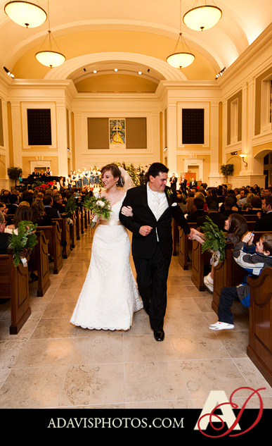 Stephanie&Luis_Wedding_Ceremony_at_Prestonwood_Baptist_Church_by_Dallas_Wedding_Photographer_Allison_Davis_Photography_046