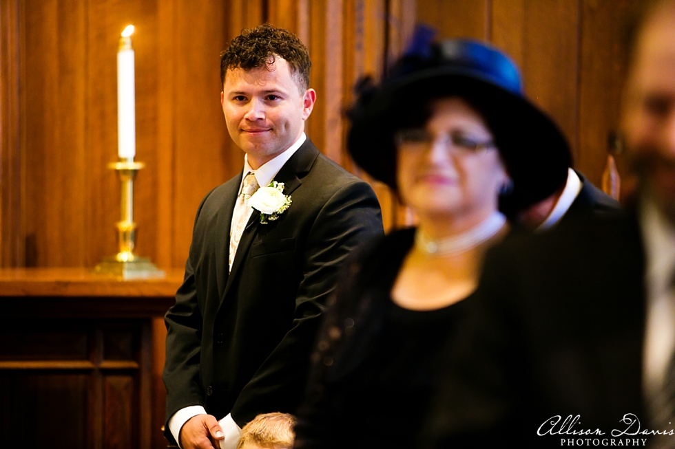 Christine_Jonathan_Wedding_Fort_Worth_First_United_Methodist_Church_Joe_T_Garcias_AllisonDavisPhotography_009