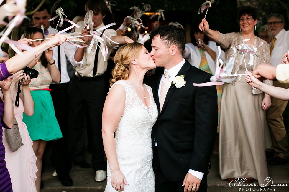 Christine_Jonathan_Wedding_Fort_Worth_First_United_Methodist_Church_Joe_T_Garcias_AllisonDavisPhotography_028